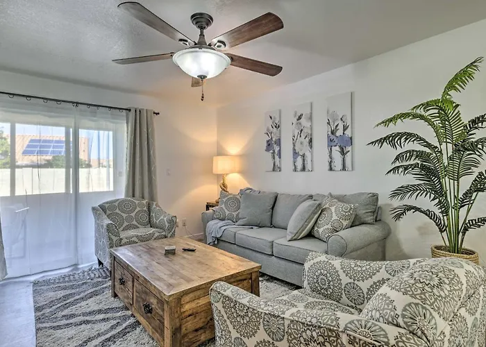 Steps To Dtwn Gilbert! W/ Furnished Porch Holiday home Gilbert