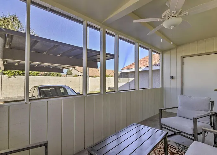 Holiday home Steps To Dtwn Gilbert! W/ Furnished Porch